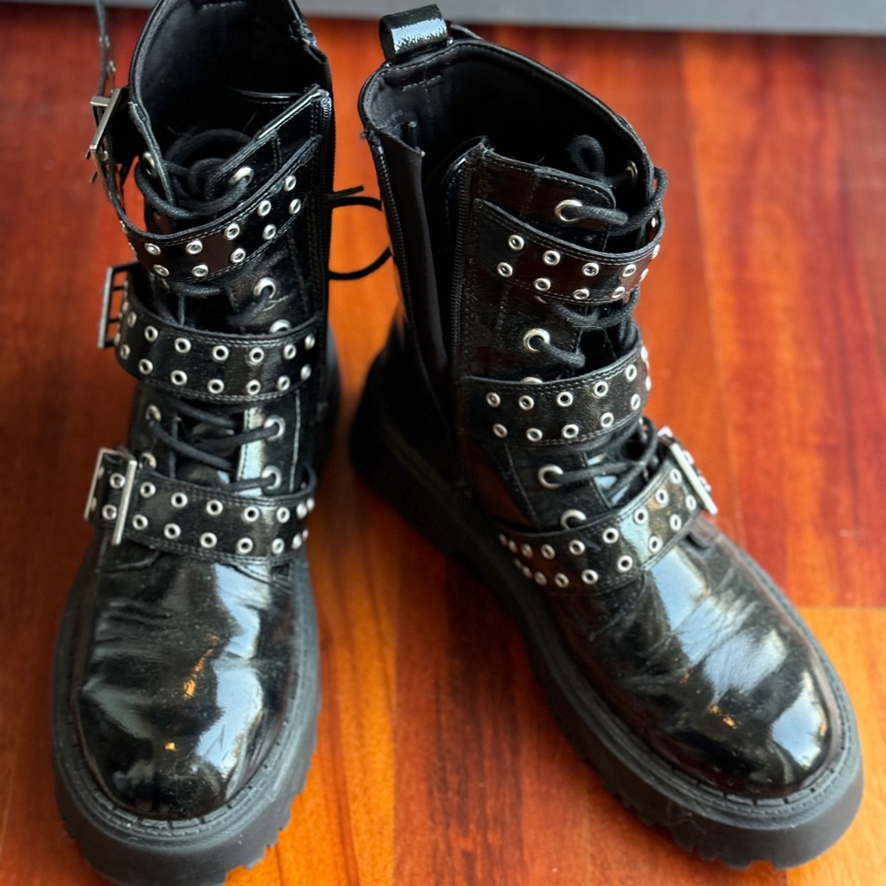 Zara Girls Black Patent leather boot